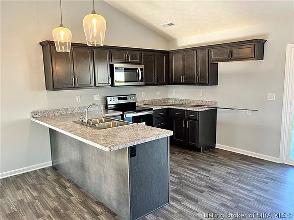 3rd image of 8188 Kepley Drive NE #1