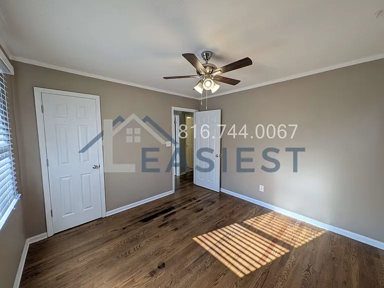 709 SE Green St — Photo 11