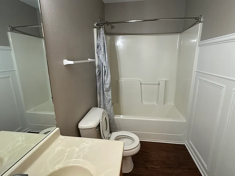 585 SE Crabapple Dr — Photo 6