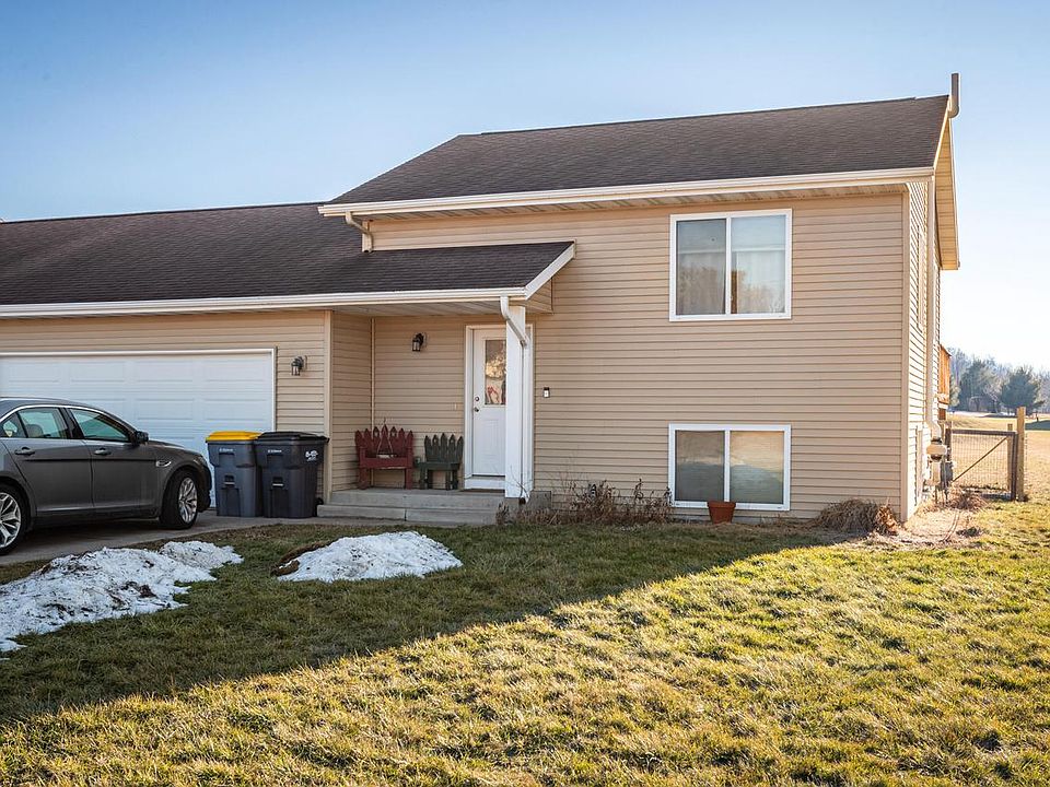 W20003 Meadow LANE, Galesville, WI 54630 | Zillow