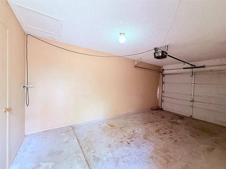 6503 Columbia Oaks Ct #A — Photo 21