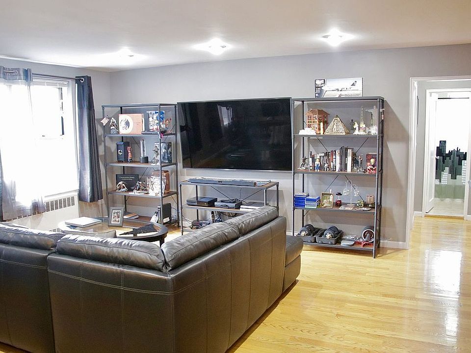 1st image of 66-39 Yellowstone Blvd Unit 6G