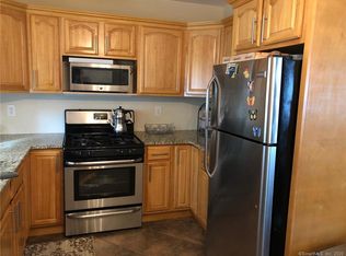 204 Franklin St, Stamford, CT 06901