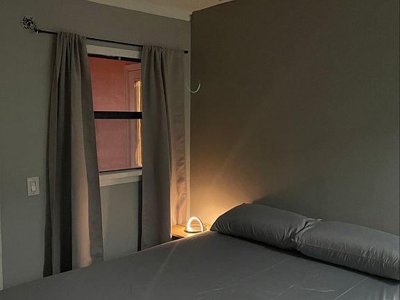 2nd image of 4420 NE 1st Ave