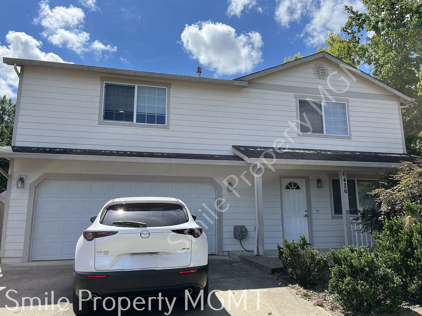 single house — Photo 1
