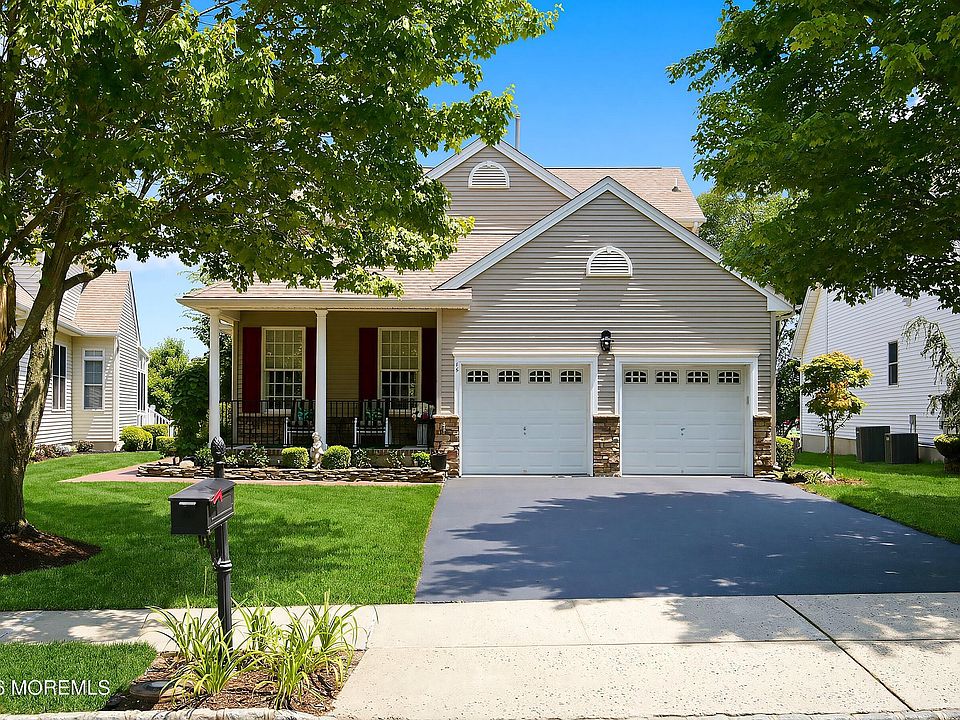 1st image of 12 Barberry Drive