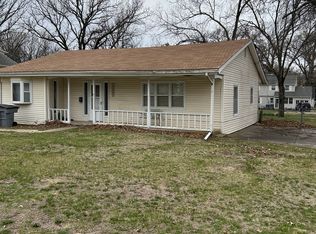 1007 Walnut St, Emporia, KS 66801