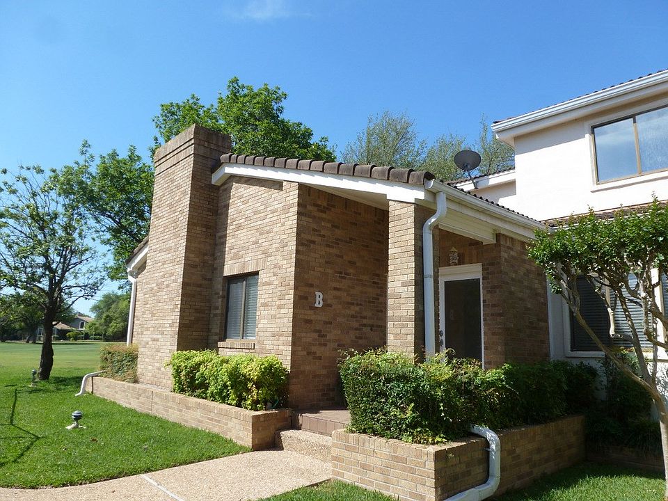 1st image of 1101 Lakeway Dr APT B
