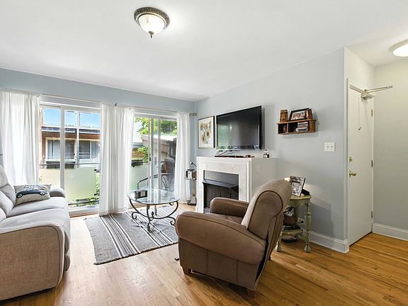 5th image of 7525 N Damen Ave APT M1