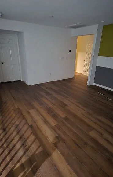 5548 Hartness Ct — Photo 11
