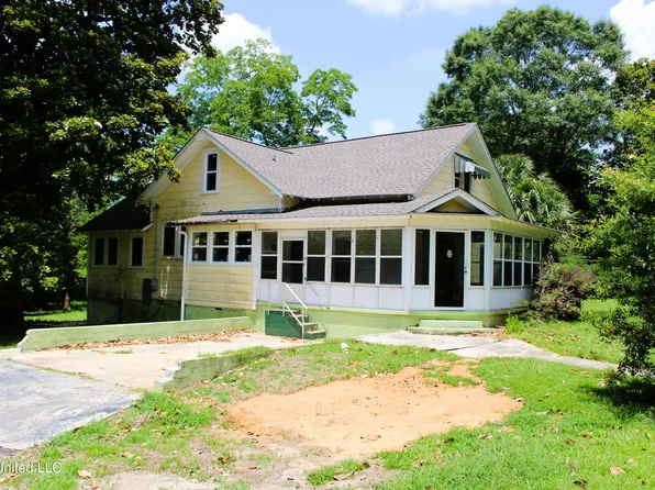 96 Fruitland Park Rd, Wiggins, MS 39577