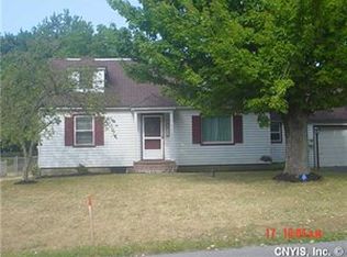 104 Legion Dr, North Syracuse, NY 13212