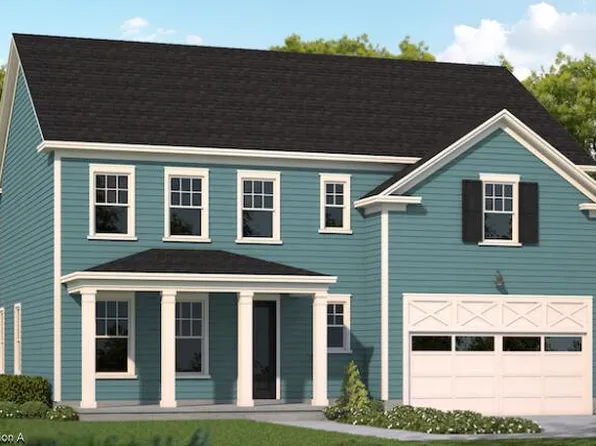 320 Theus Pl, Huger, SC 29450