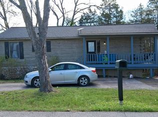 9962 Column Dr, Hillsboro, MO