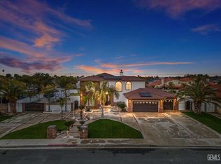 1905 Montgomery Ln, Delano, CA 93215