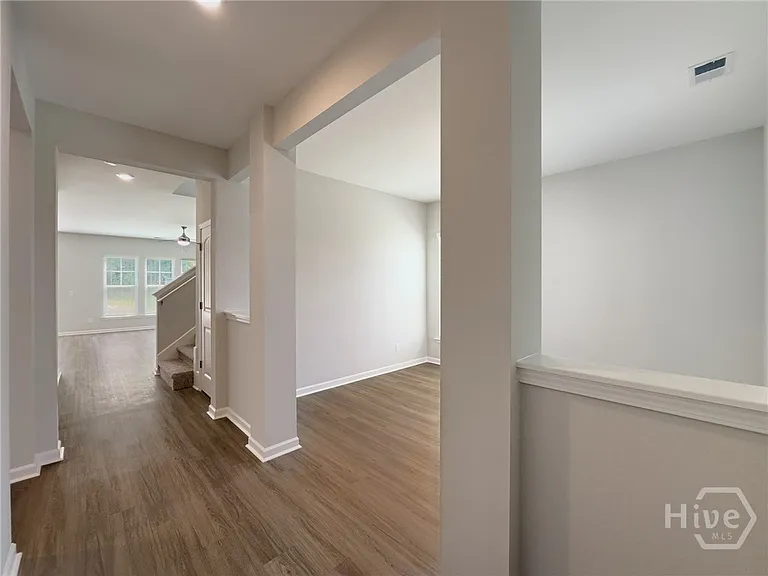115 Melody Dr — Photo 11