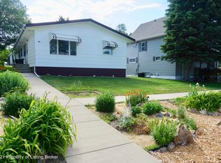 502 N Main St, Hettinger, ND 58639