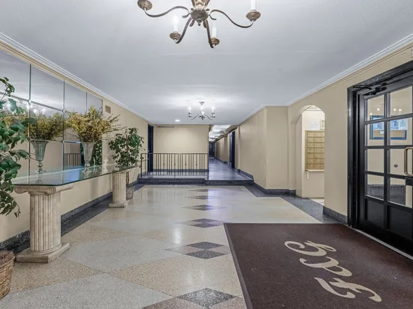 118-66 Metropolitan Avenue image 13 of 16