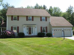 18 Edgewood Dr, Burnt Hills, NY 12027