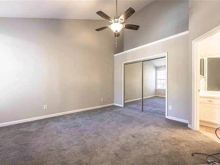 1107 Sandy Lane Dr — Photo 22