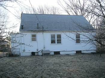 2nd image of 3143 Norwood St