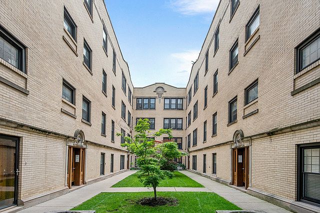1st image of 5619 N Wayne Ave APT F3