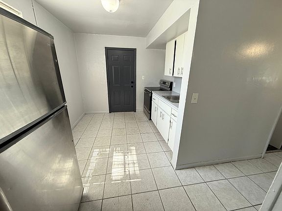 3rd image of 17921 NW 5th Ave