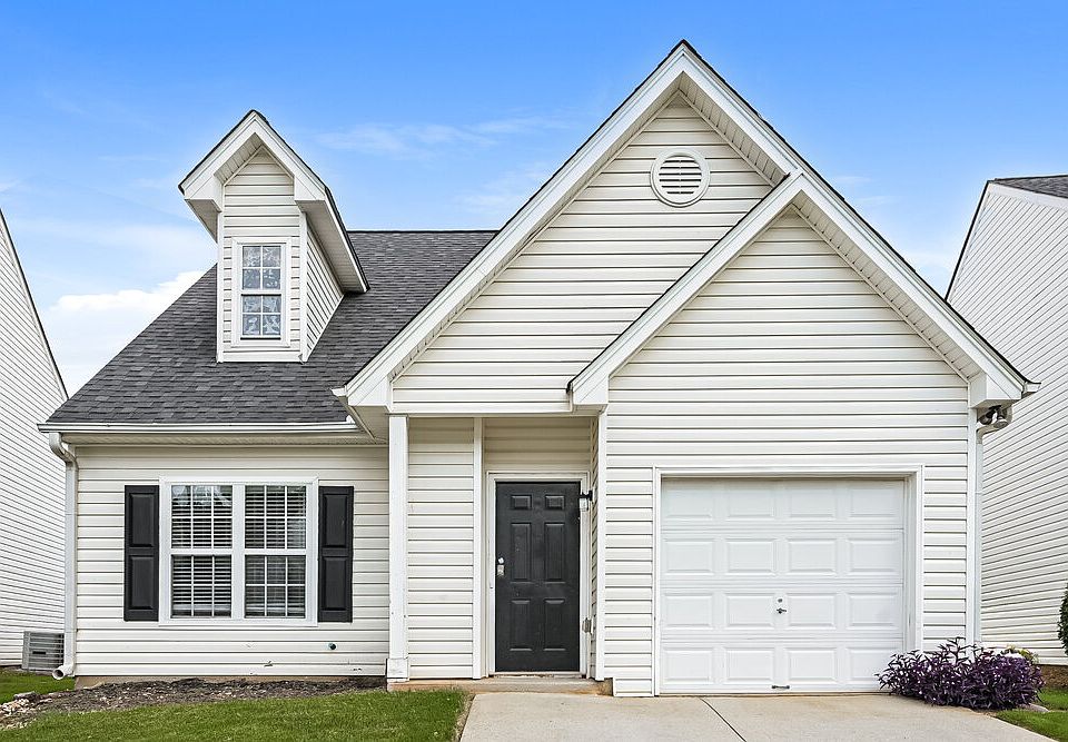 1st image of 444 Village Bluff Dr