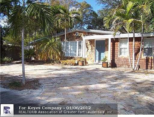 2nd image of 1907 SW 16th St