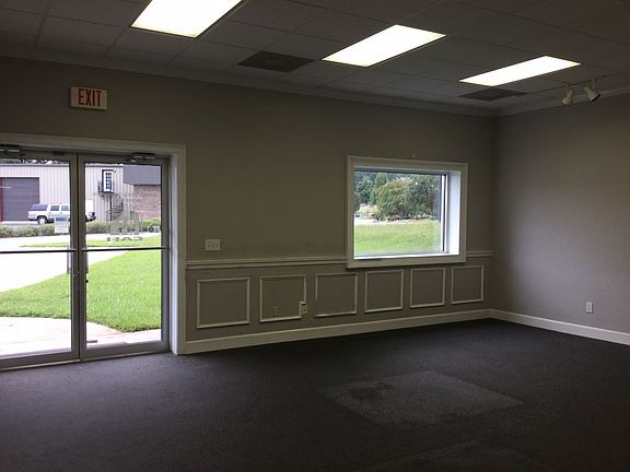 3rd image of 112 Rejen Dr