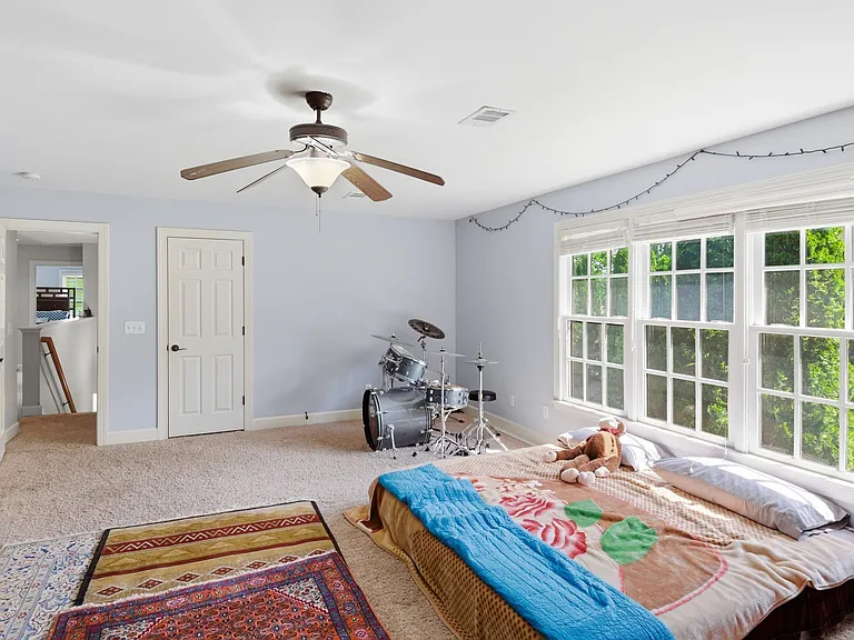 23 Sawgrass Ln — Photo 45