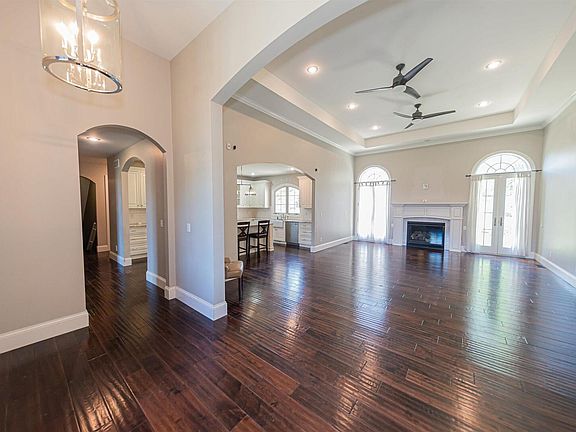 5th image of 17753 N Woodlawn Ln