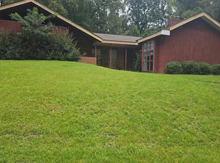 647 Herring Dr, Macon, GA 31204