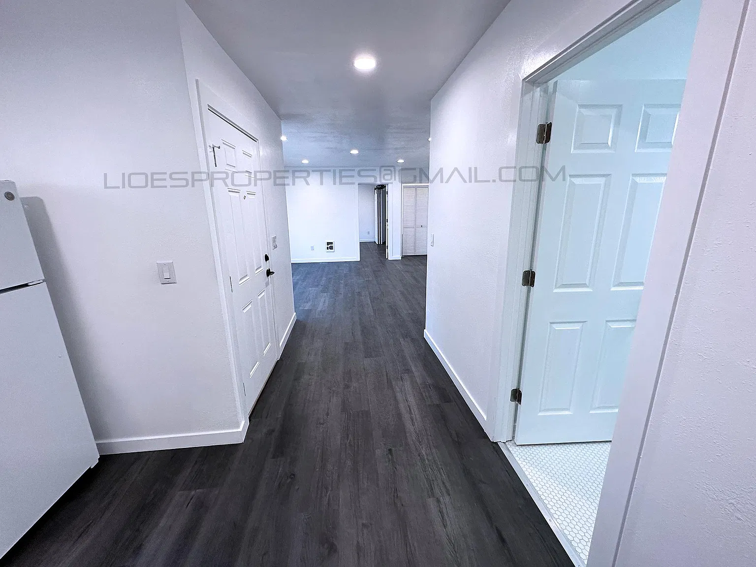 2412 Beacon Ave S — Photo 2