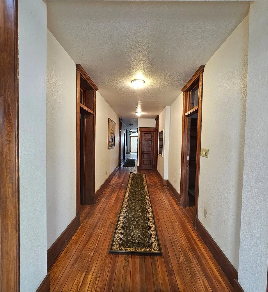 1003 E Rio Grande Ave — Photo 2