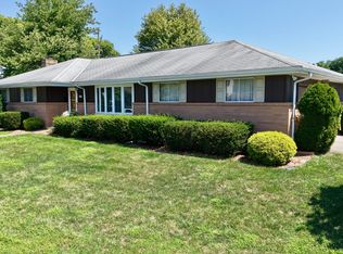 1007 N 10th St, Whitehall, PA 18052