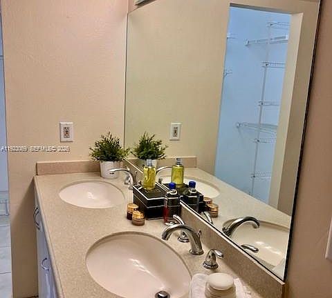 3rd image of 3910 Inverrary Blvd Unit 304-B