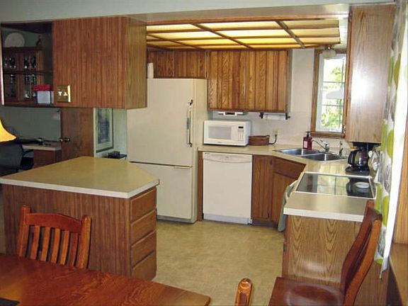 5th image of 11111 Lake Michigan Dr