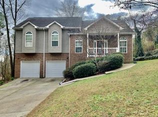 1609 Tech Dr, Dalton, GA 30720