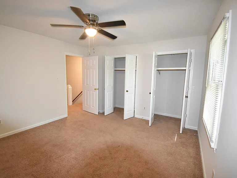 244 Wickford Ct — Photo 8