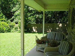 4th image of 560 Woodcreek Dr