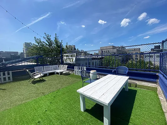 Rented by Dream Space Realty | media 12