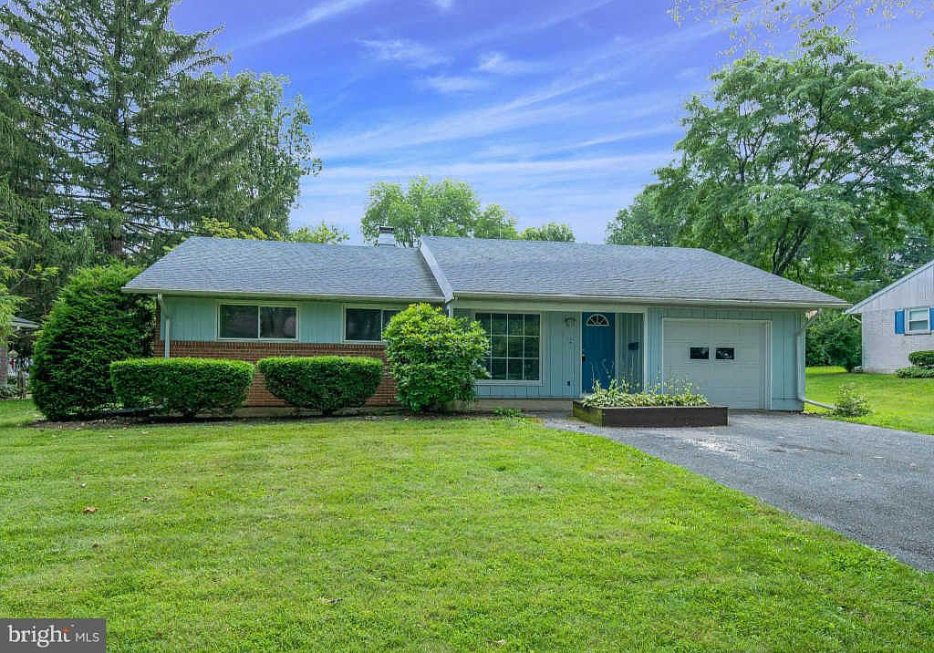 12 Larchwood Rd, Reading, PA 19610 Zillow
