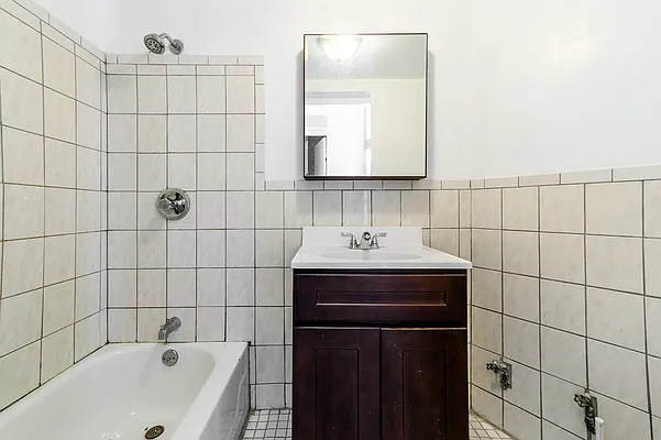 Rented by Next Wave Realty | media 7