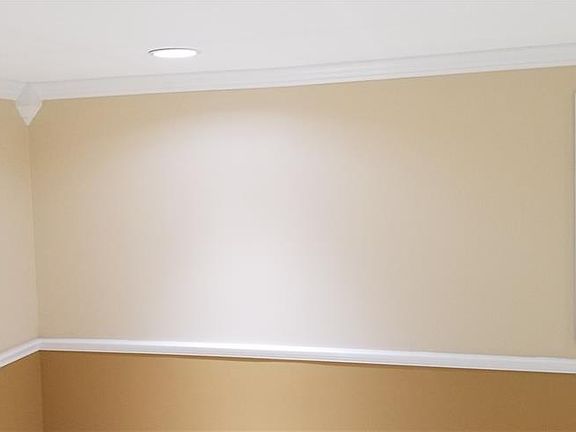 5th image of 6402 Eden Ln