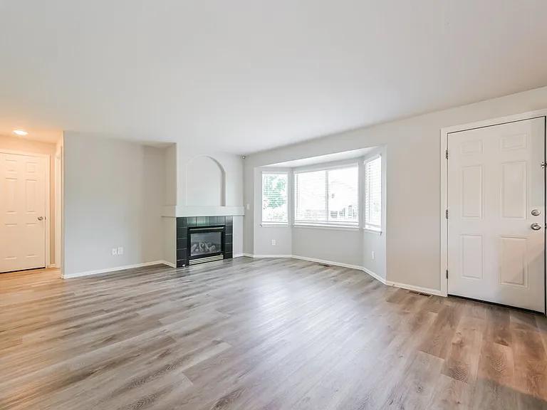 14785 Gaylord St — Photo 5