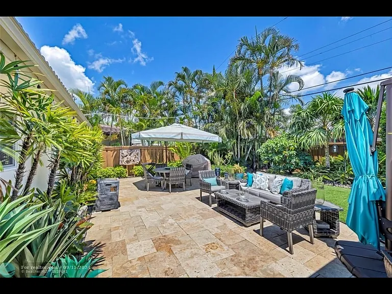 257 Allenwood Dr — Photo 5