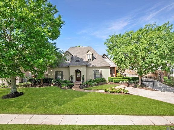 3rd image of 15236 Campanile Ct