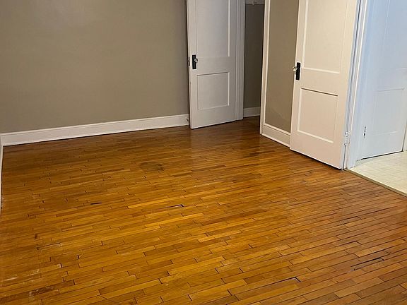 5th image of 1319 Grand Ave APT B