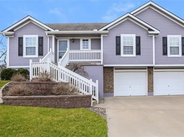 7207 E 165th St, Belton, MO 64012